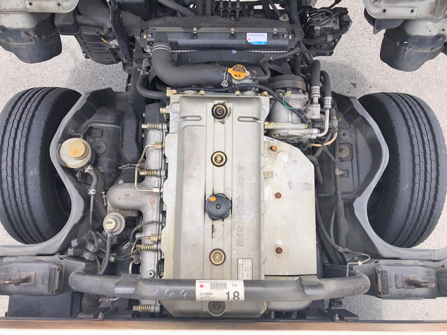 三菱ふそうキャンター平ボディ小型（2t・3t）[写真23]