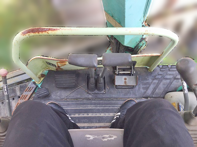 ヤンマーミニユンボ（ミニバックホー）[写真16]