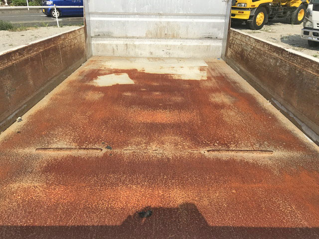 いすゞエルフローダーダンプ小型（2t・3t）[写真15]