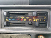 いすゞエルフローダーダンプ小型（2t・3t）[写真38]