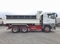 三菱ふそうスーパーグレートダンプ大型（10t）[写真07]