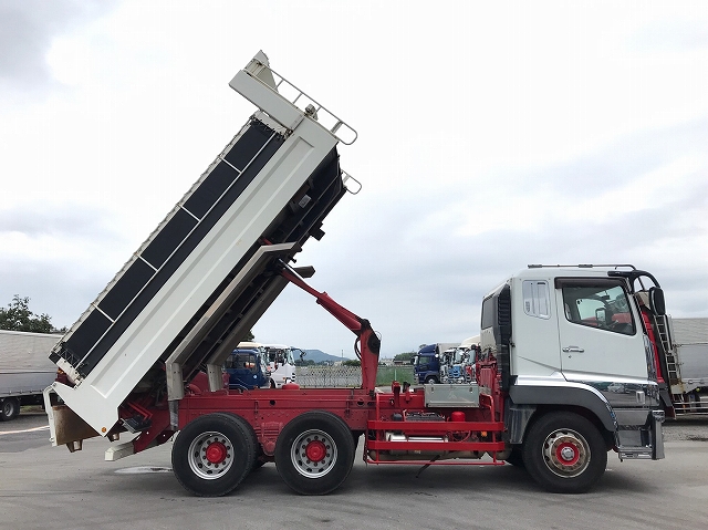 三菱ふそうスーパーグレートダンプ大型（10t）[写真08]