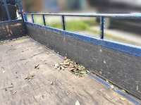 いすゞエルフ平ボディ小型（2t・3t）[写真11]