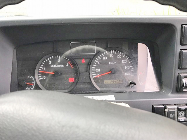 いすゞエルフ平ボディ小型（2t・3t）[写真16]