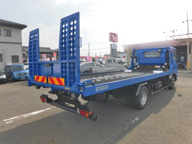 いすゞエルフセーフティローダー小型（2t・3t）[写真04]