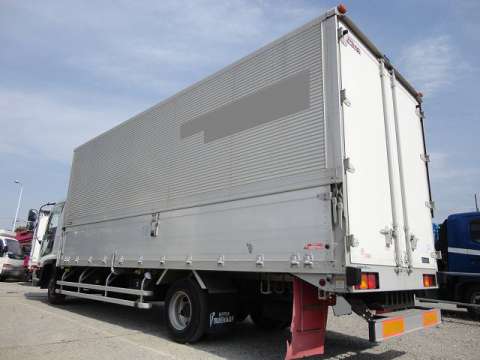 いすゞフォワードアルミウイング中型（4t）[写真02]