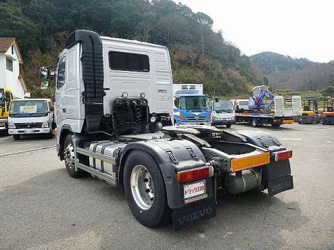 ボルボその他の車種トレーラーヘッド（トラクターヘッド）大型（10t）[写真02]