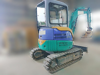 コマツミニユンボ（ミニバックホー）[写真03]