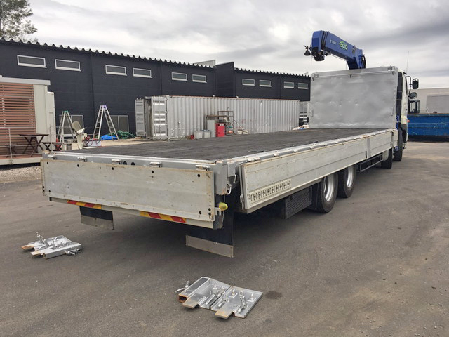 日野プロフィアクレーン4段大型（10t）[写真14]