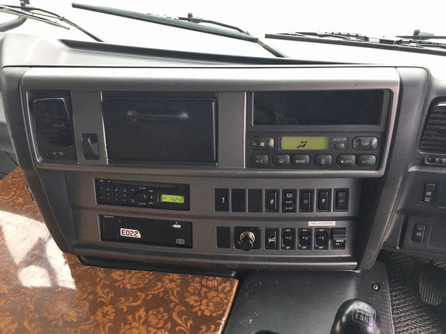 日野プロフィアクレーン4段大型（10t）[写真38]