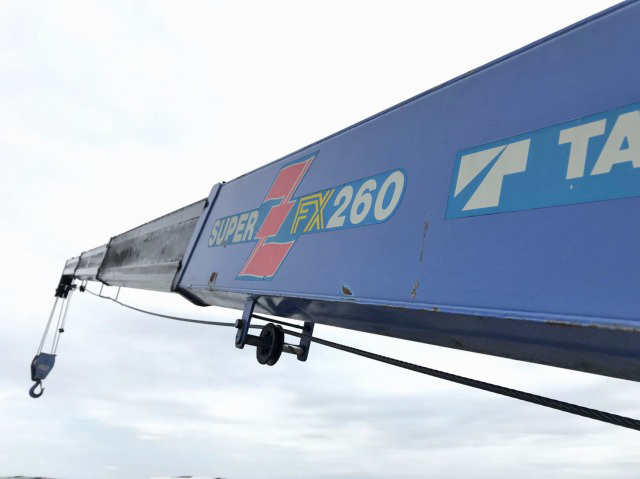 いすゞエルフクレーン4段小型（2t・3t）[写真14]