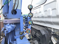 いすゞエルフクレーン4段小型（2t・3t）[写真17]