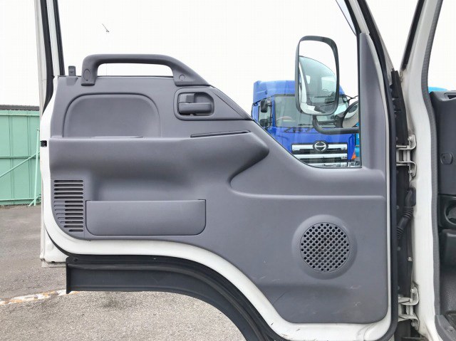 いすゞエルフクレーン4段小型（2t・3t）[写真31]