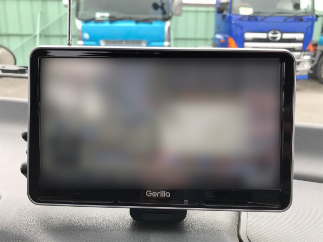 いすゞエルフクレーン4段小型（2t・3t）[写真36]