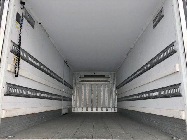 UDトラックスコンドル冷凍車（冷蔵車）中型（4t）[写真11]