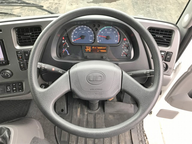 UDトラックスコンドル冷凍車（冷蔵車）中型（4t）[写真37]