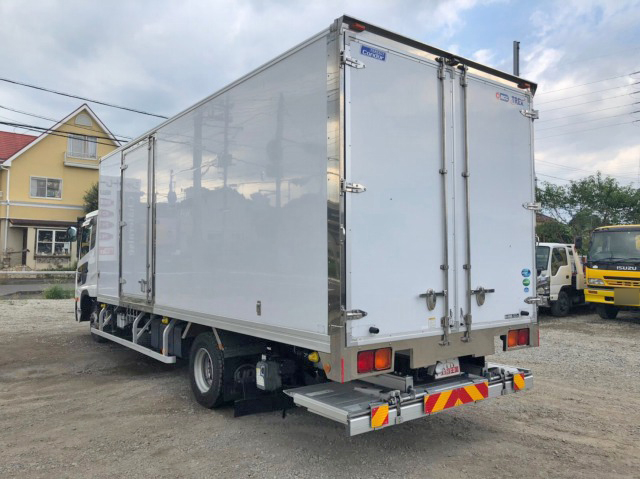 UDトラックスコンドル冷凍車（冷蔵車）中型（4t）[写真04]