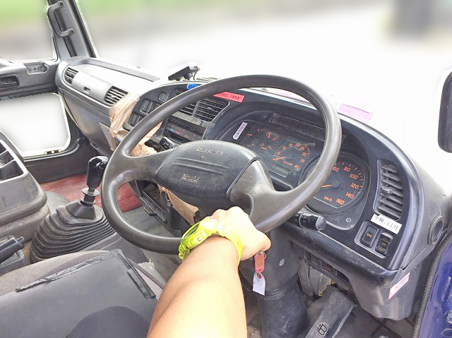 いすゞフォワード深ダンプ（土砂禁ダンプ）中型（4t）[写真22]