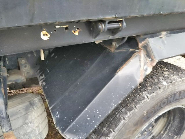 いすゞフォワードダンプ中型（4t）[写真22]