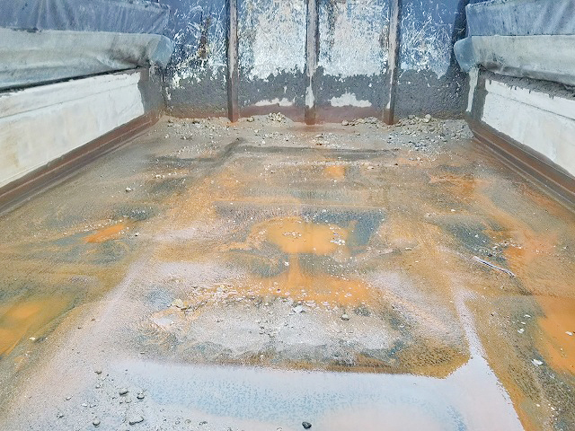 いすゞフォワードダンプ中型（4t）[写真09]