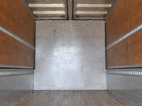 いすゞフォワードアルミウイング中型（4t）[写真11]