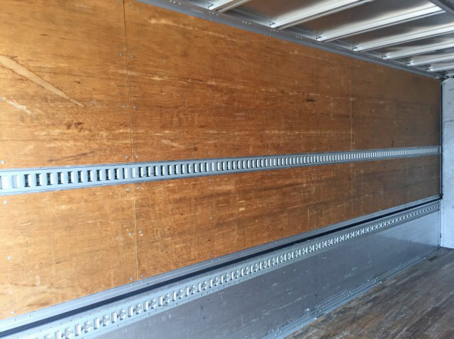 いすゞフォワードアルミウイング中型（4t）[写真14]