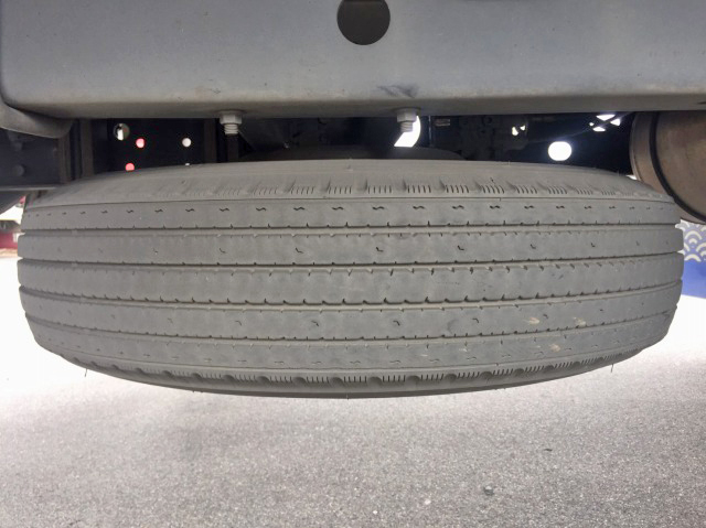 いすゞフォワードアルミウイング中型（4t）[写真23]