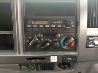 いすゞフォワードアルミウイング中型（4t）[写真35]