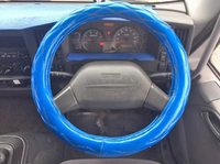 いすゞフォワードアルミウイング中型（4t）[写真36]