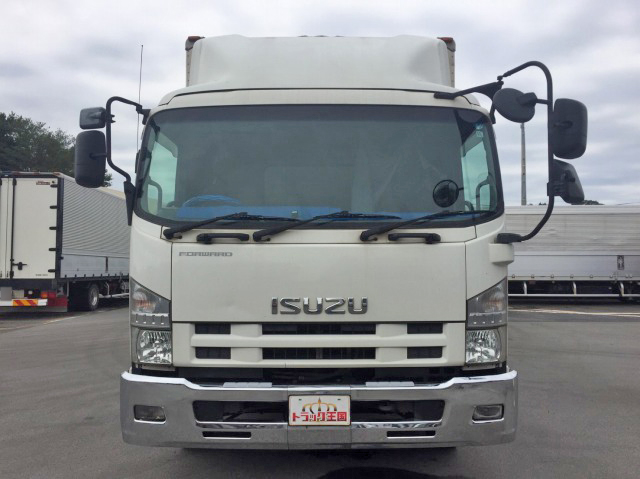 いすゞフォワードアルミウイング中型（4t）[写真09]