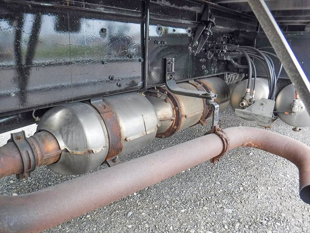 三菱ふそうスーパーグレートアルミブロック大型（10t）[写真23]