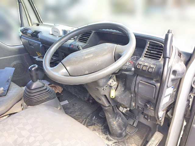 マツダタイタンダンプ小型（2t・3t）[写真17]