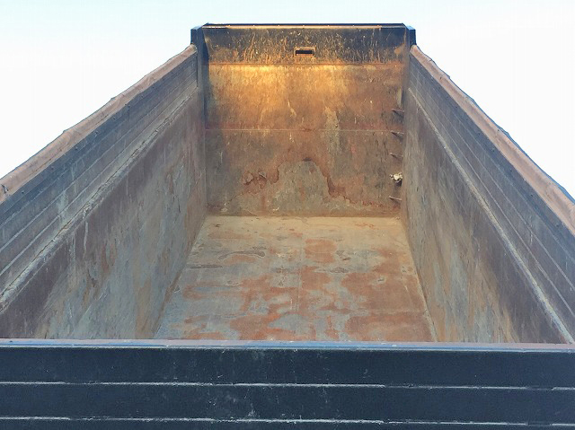 日野プロフィア深ダンプ（土砂禁ダンプ）大型（10t）[写真10]