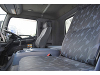 日野レンジャーコンテナ専用車増トン（6t・8t）[写真18]