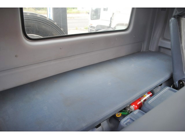 日野レンジャーコンテナ専用車増トン（6t・8t）[写真21]