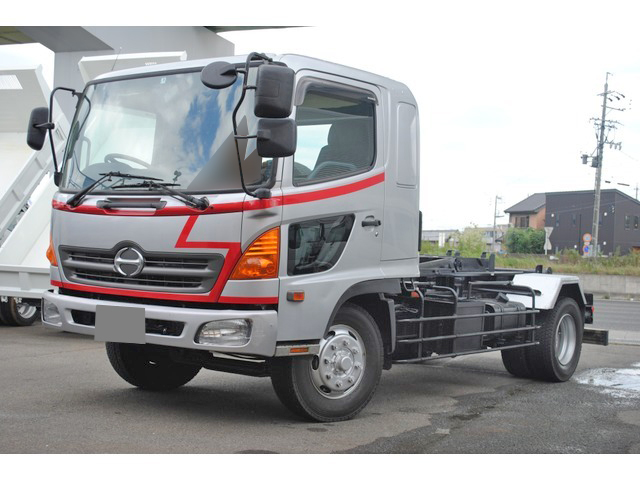 日野レンジャーコンテナ専用車増トン（6t・8t）[写真03]