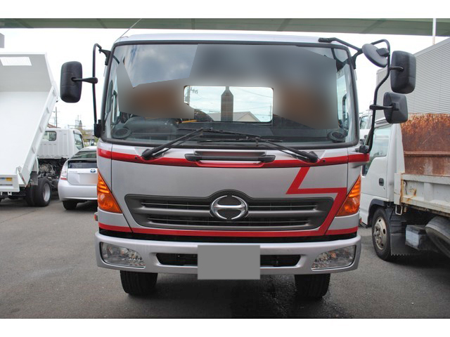 日野レンジャーコンテナ専用車増トン（6t・8t）[写真05]