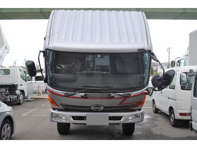 日野レンジャーコンテナ専用車増トン（6t・8t）[写真06]