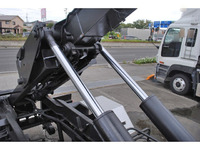 日野レンジャーコンテナ専用車増トン（6t・8t）[写真08]