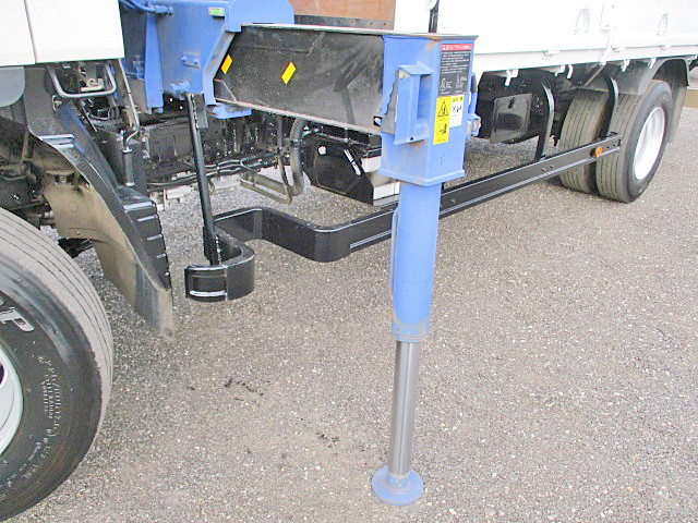 三菱ふそうキャンタークレーン3段小型（2t・3t）[写真19]