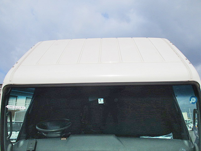 三菱ふそうキャンタークレーン3段小型（2t・3t）[写真25]