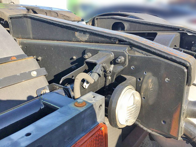 日野プロフィアトレーラーヘッド（トラクターヘッド）大型（10t）[写真12]