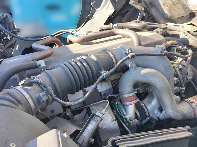 日野プロフィアトレーラーヘッド（トラクターヘッド）大型（10t）[写真16]