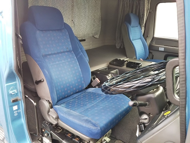 いすゞギガダンプ大型（10t）[写真25]