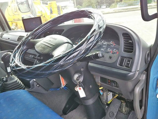 いすゞギガダンプ大型（10t）[写真29]