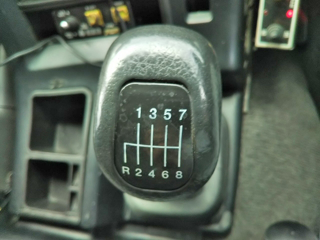 いすゞギガダンプ大型（10t）[写真35]