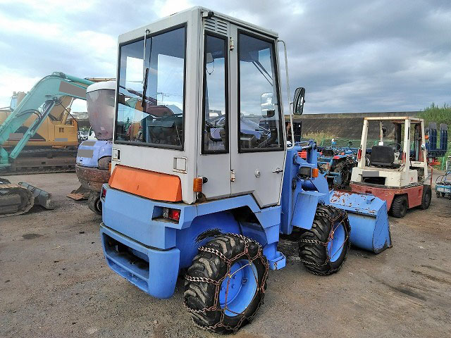 TCMタイヤショベル（ホイルローダー）[写真02]