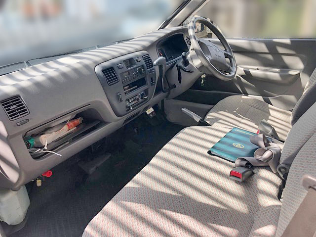 トヨタタウンエース平ボディ小型（2t・3t）[写真13]