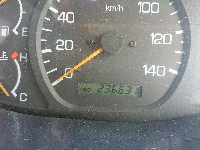 三菱ふそうスーパーグレートトレーラーヘッド（トラクターヘッド）大型（10t）[写真24]