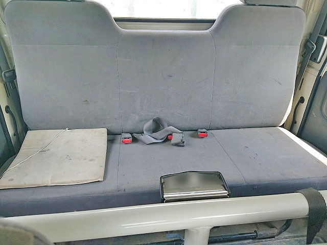 いすゞエルフダブルキャブ（Wキャブ）小型（2t・3t）[写真17]